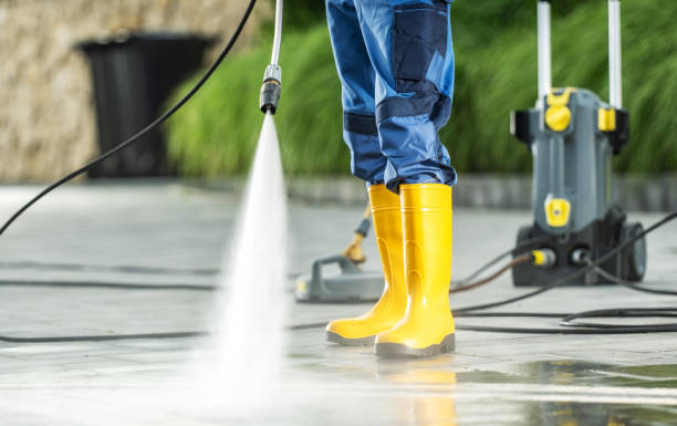 Best Deck Pressure Washing  in Warren, IL